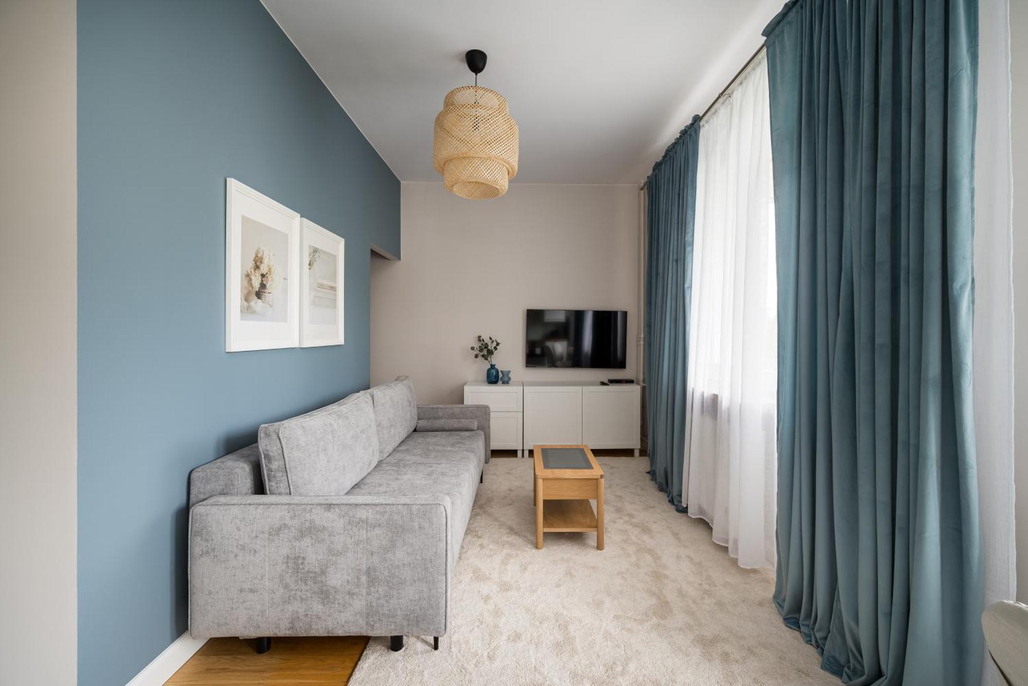Wola Ratusz Homely Apartment ワルシャワ エクステリア 写真